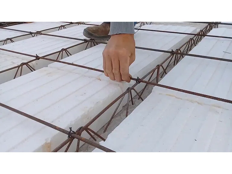 Conjunto De Laje Treliçada Com Enchimento - H8 para vãos curtos (Lajes)